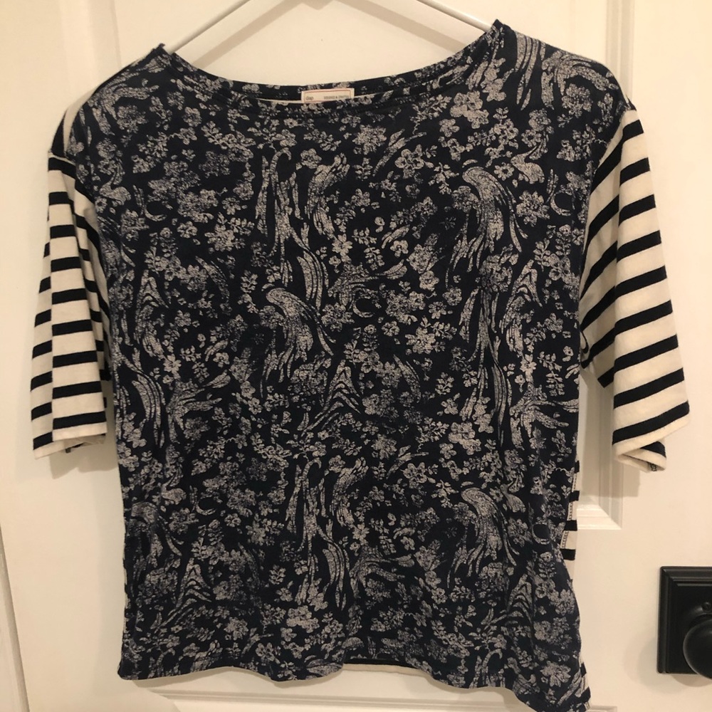 Gap shirt